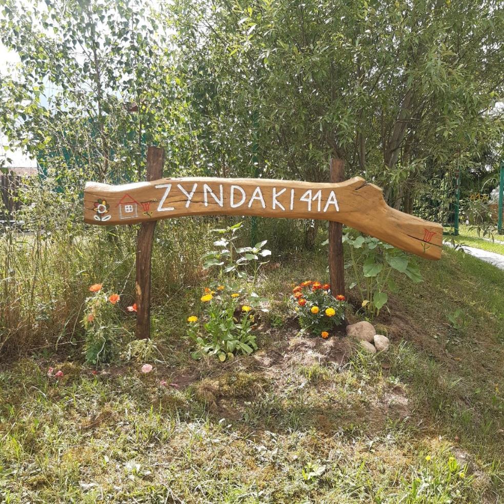 Domek w Kwiatach Zyndaki Zewnętrze zdjęcie